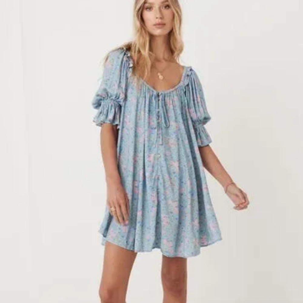 Spell and the gypsy collective Dolly mini dress blue floral size small